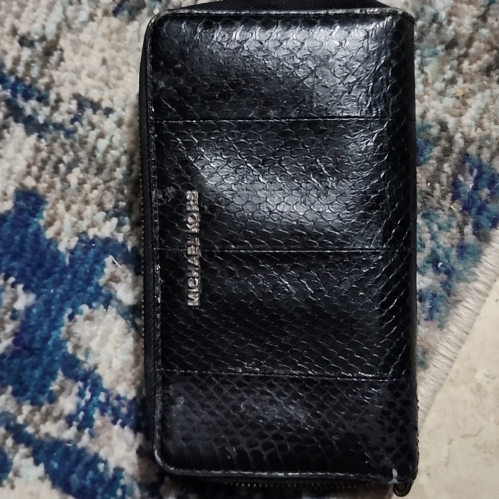 Michael Kors wallet